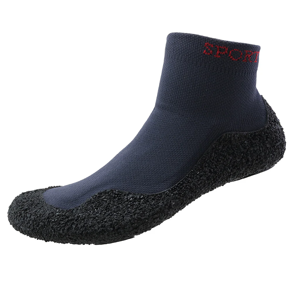 Leichte Barfuß-Sockenschuhe in Übergröße – Bild 9