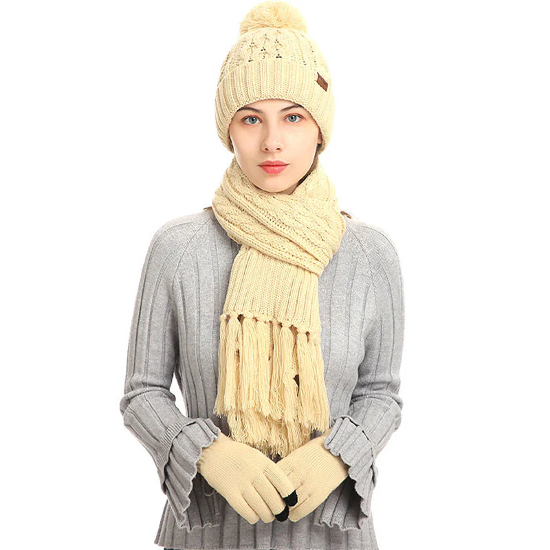 Klassisches 3-in-1-Set mit passenden Handschuhen, Beanie und Schal – Bild 7