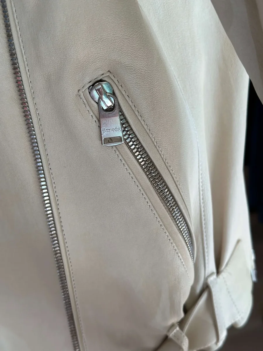 Jitrois Lederjacke im Bikerstil – Bild 7