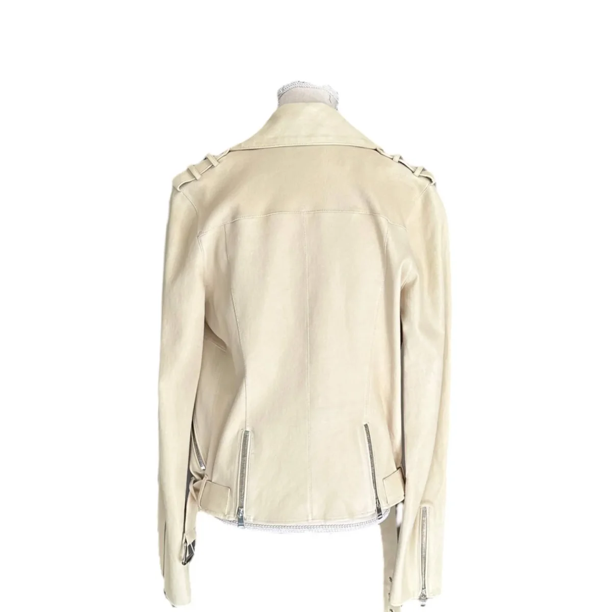 Jitrois Lederjacke im Bikerstil – Bild 4
